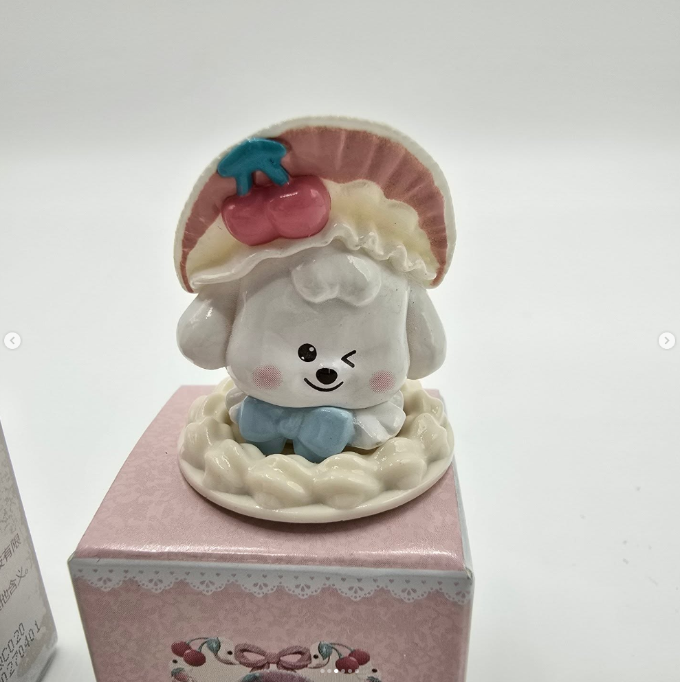 flower knows lip stick