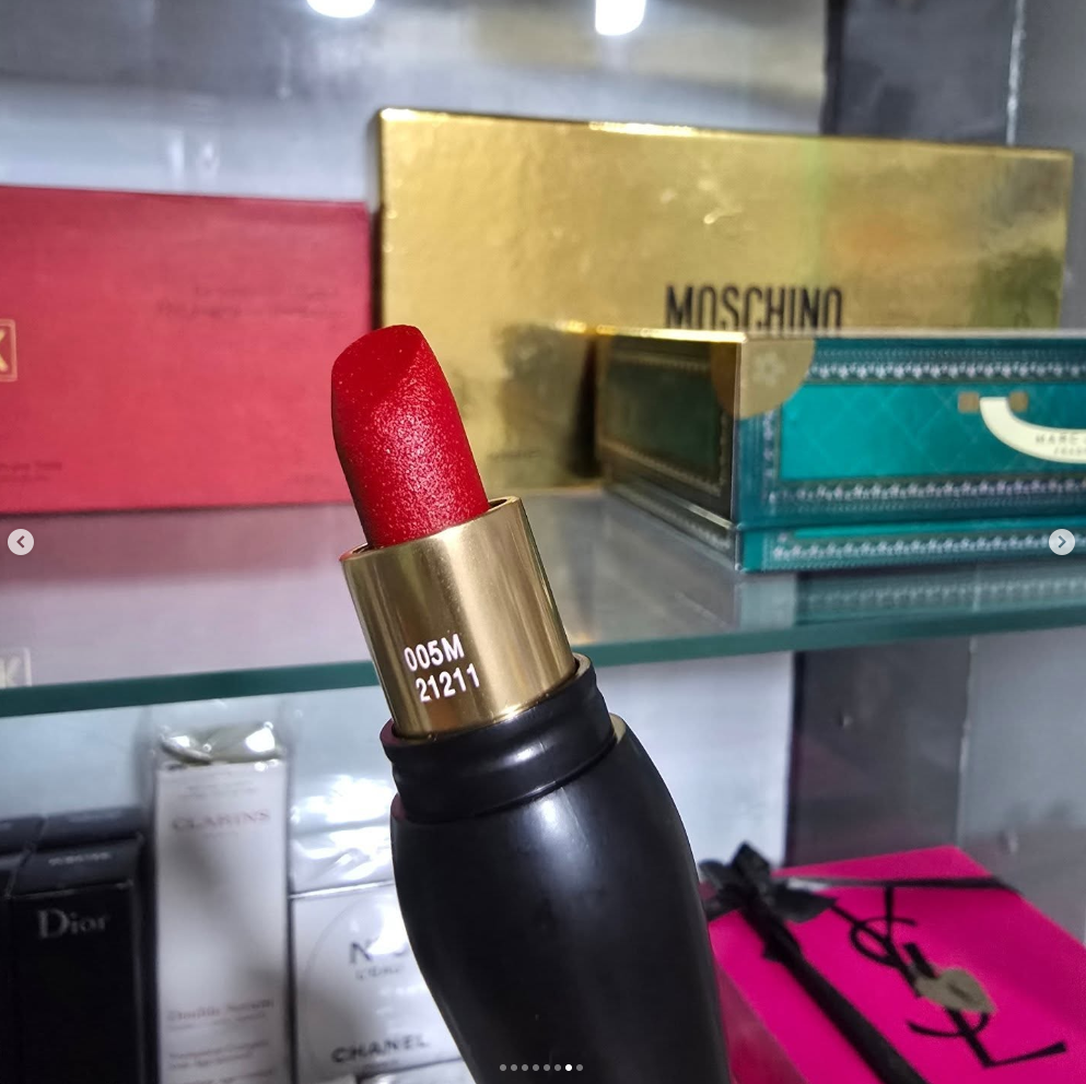 lip stick louboutin