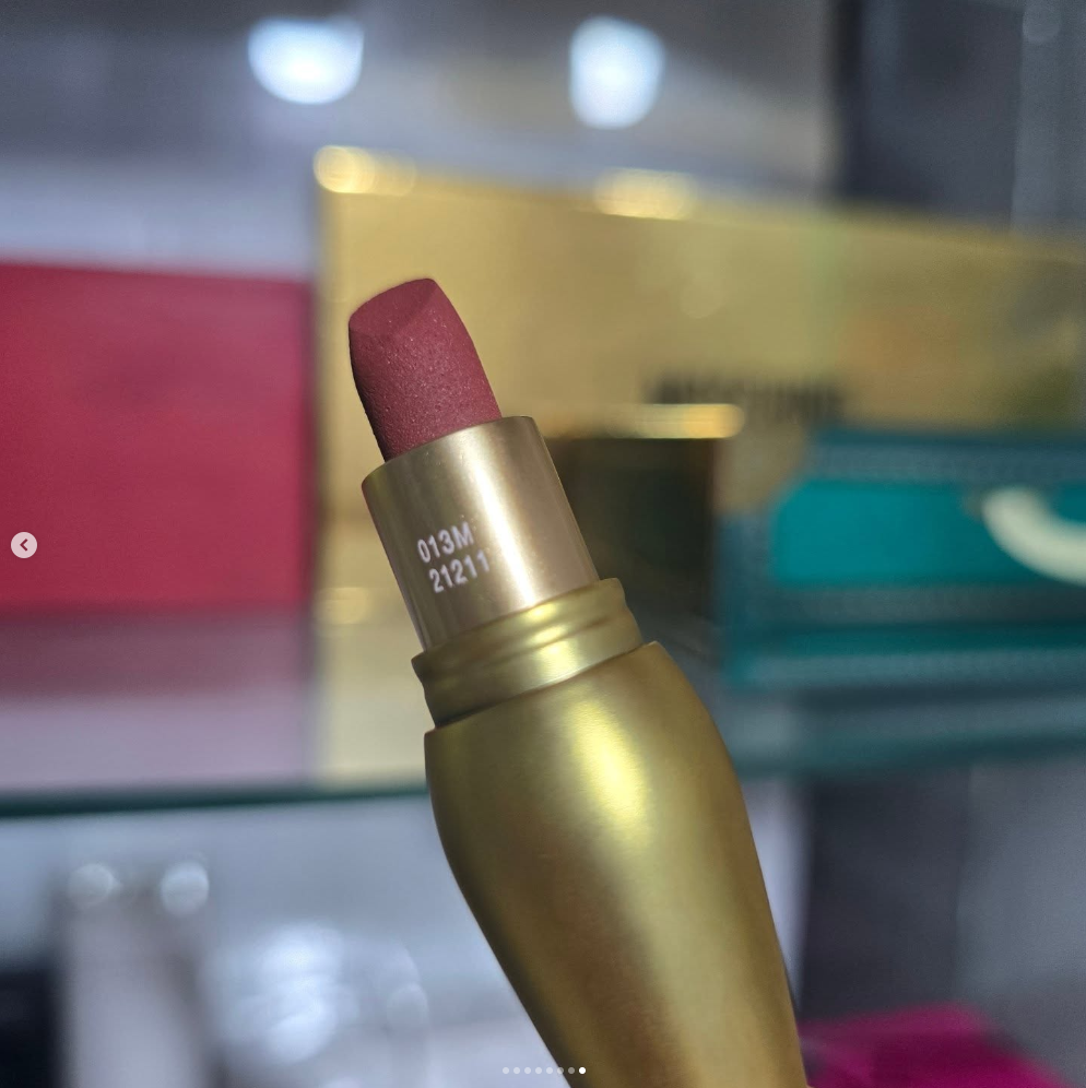 lip stick louboutin